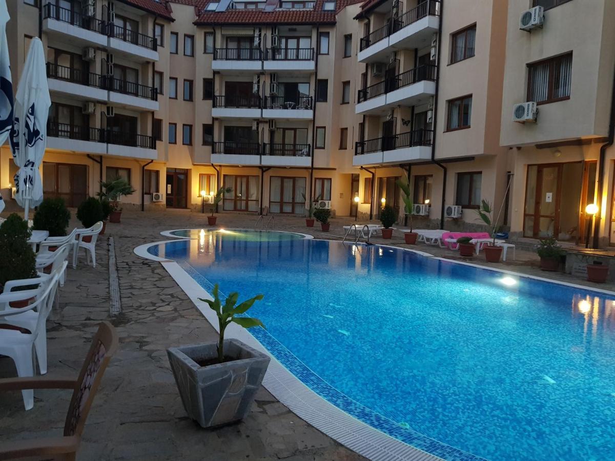 Carolmike Oasis Beach Apartment Kamchia Reserve Extérieur photo